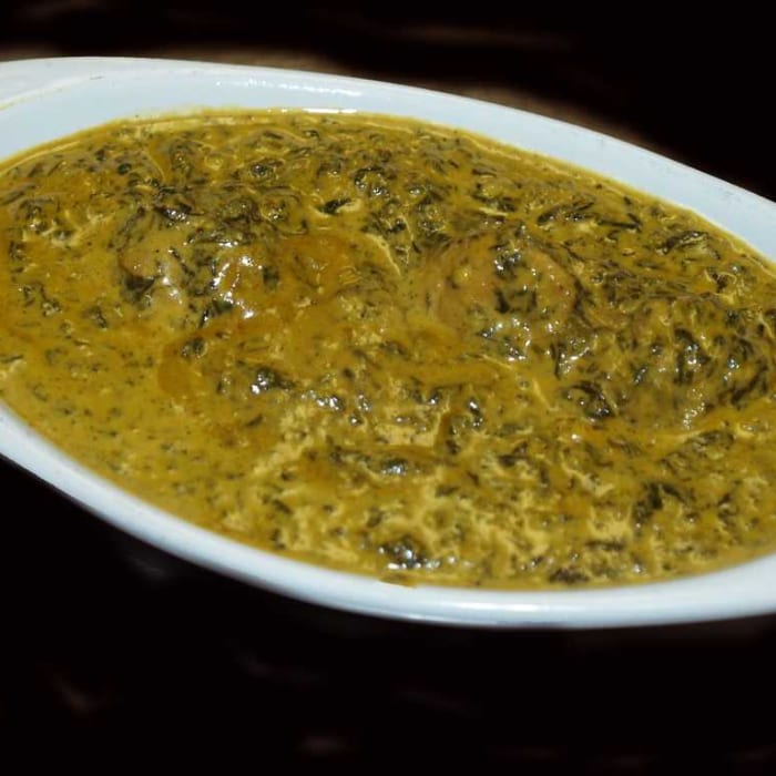 Palak Chicken Curry.